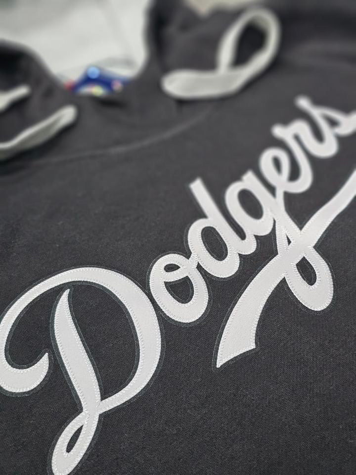 Los Angeles Dodgers Men’s BLACK Sweatshirt Antigua Victory Pullover Hoodie