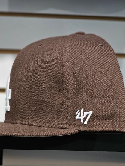 '47 Los Angeles
Dodgers captain brown/ white logo adjustable snapback