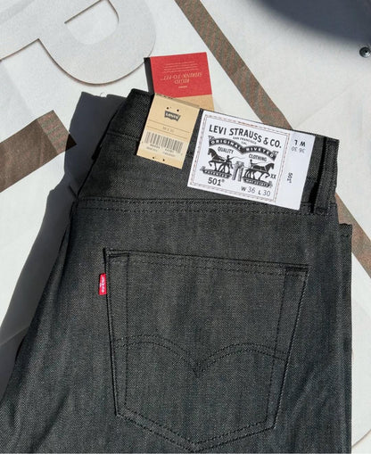 LEVI'S Men's CHARCOAL 501® Original Shrink-to-Fit™ Jeans CHARCOAL