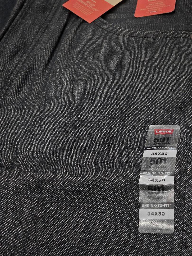 LEVI'S Men's CHARCOAL 501® Original Shrink-to-Fit™ Jeans CHARCOAL