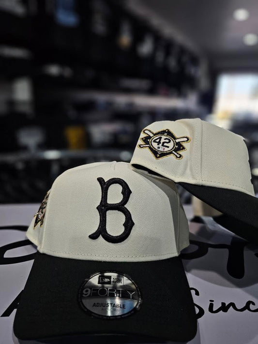 Los Angeles Dodgers '42' 9Forty A-Frame Snapback