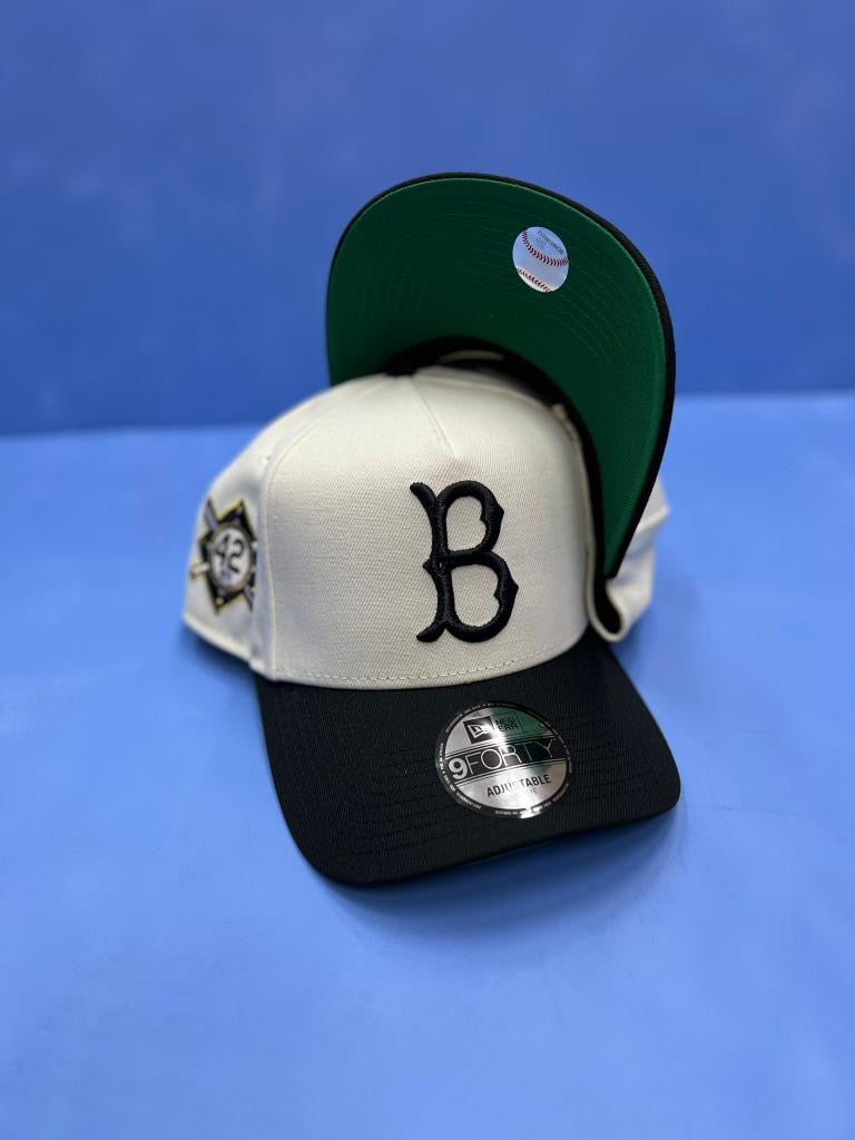 Los Angeles Dodgers '42' 9Forty A-Frame Snapback