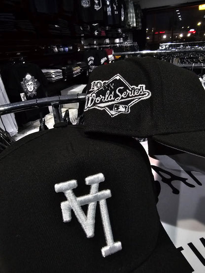 Los Angeles Dodgers 'Upside down' 9FORTY A-Frame Snapback 1988 World Series side patch
